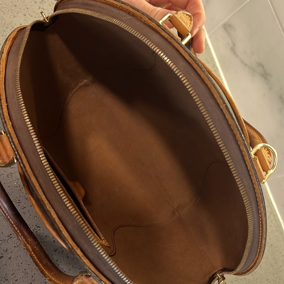 Louis Vuitton Monogram Ellipse MM - Picture 4 of 7